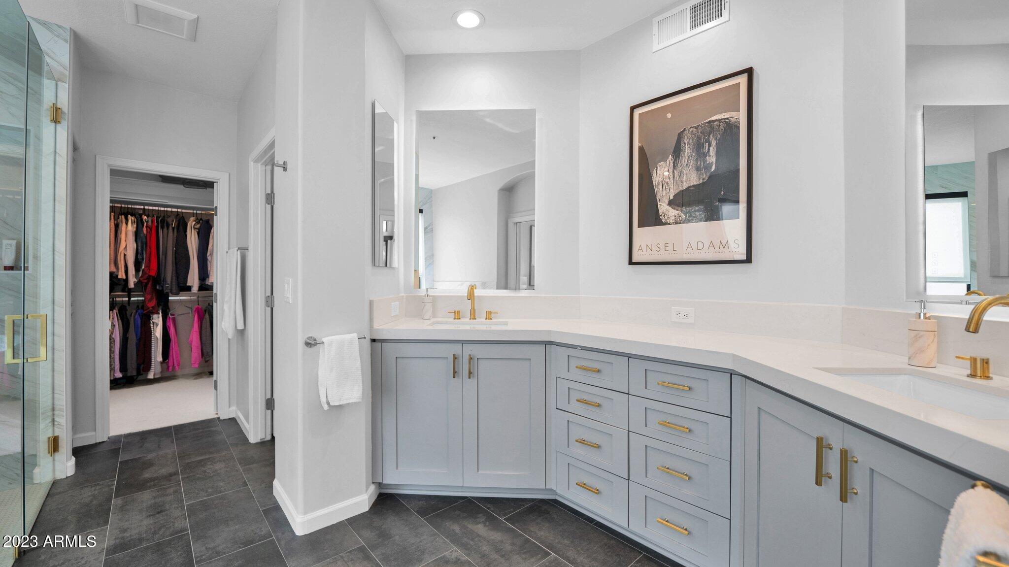 7705 East Doubletree Ranch Road, Unit 33 Scottsdale, AZ 85258 - Photo 23 of 59 MASTER BATH