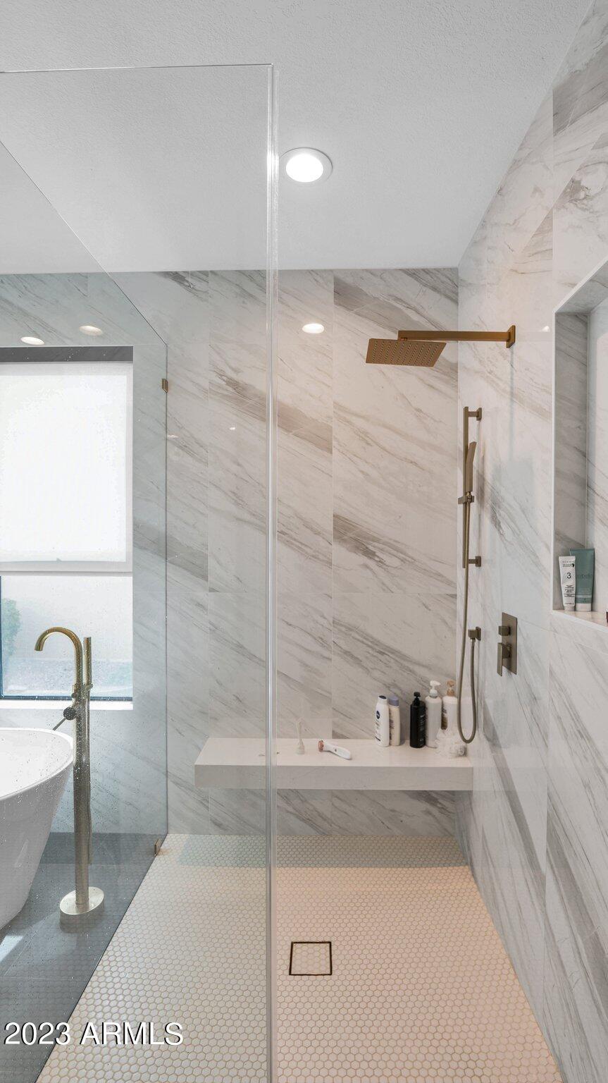 7705 East Doubletree Ranch Road, Unit 33 Scottsdale, AZ 85258 - Photo 24 of 59 WALK IN SHOWER