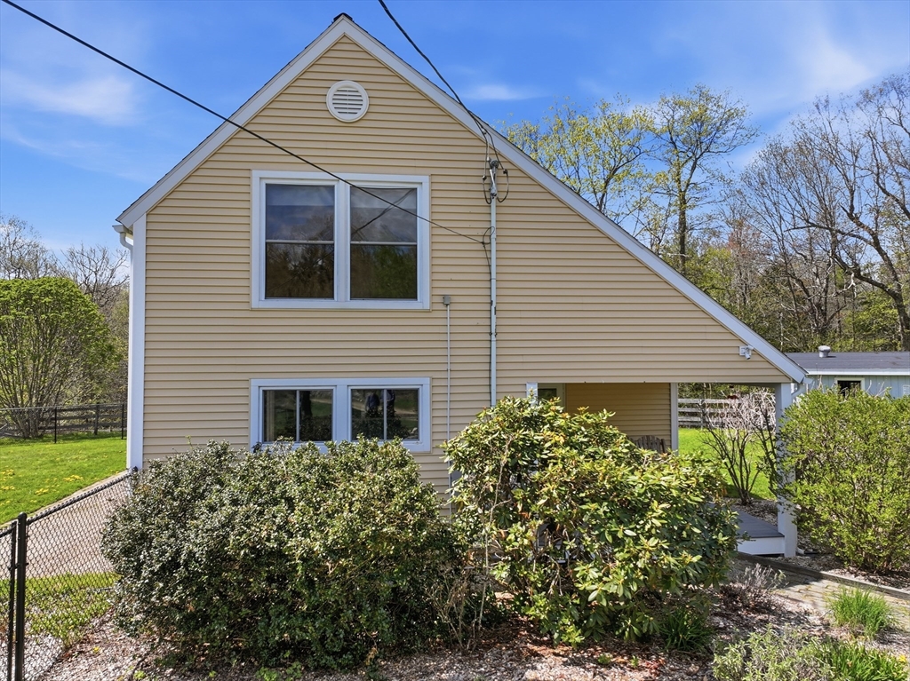9 Adams Road Hubbardston, MA 01452 - Photo 29 of 39 Gallery Image 29