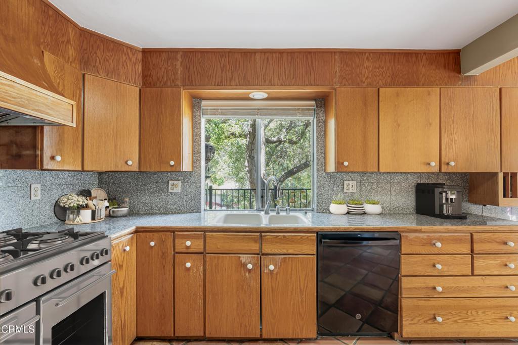 155 West Villanova Road Ojai, CA 93023 - Photo 5 of 21