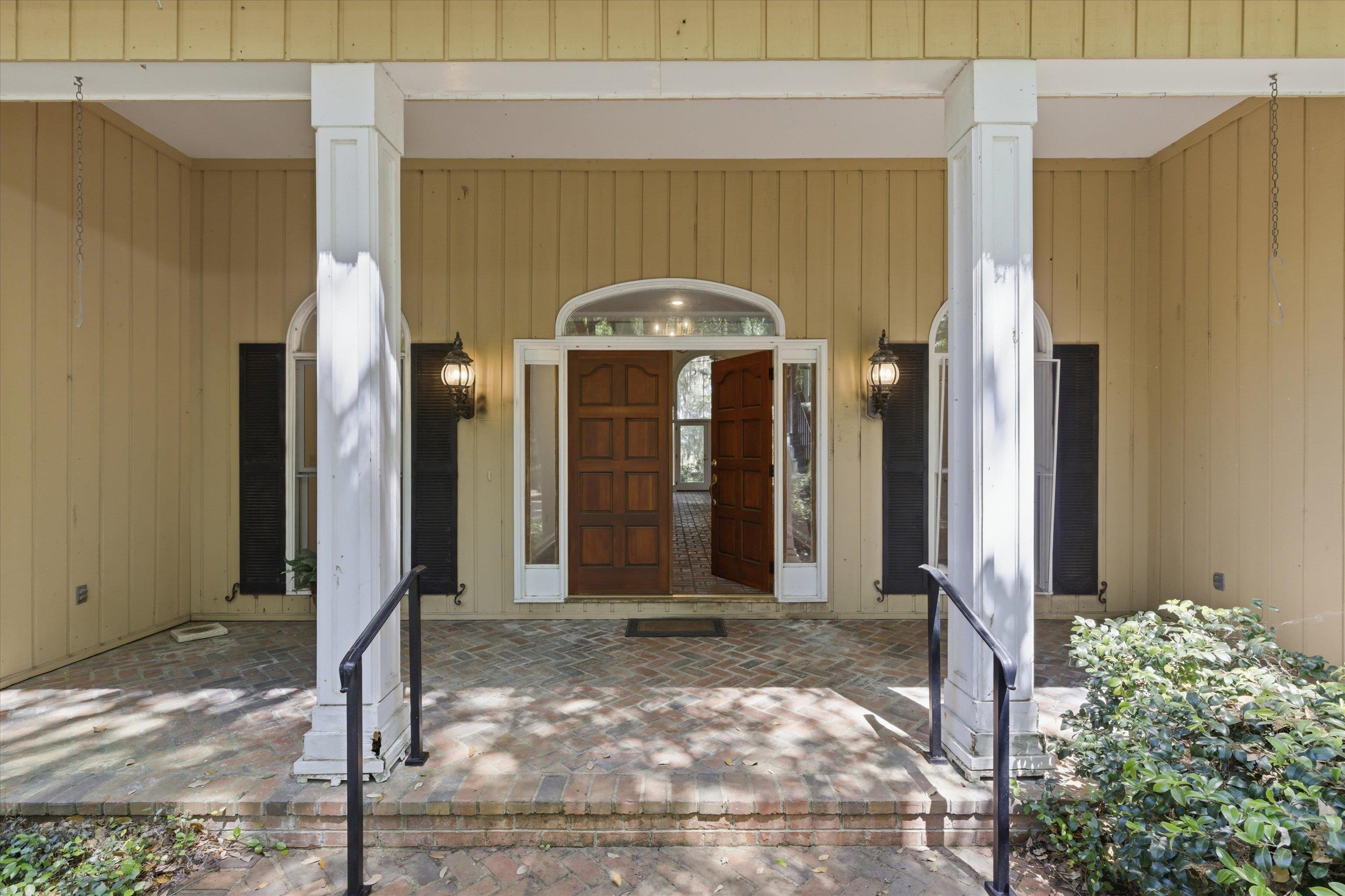10945 Luna Point Road Tallahassee, FL 32312 - Photo 3 of 70