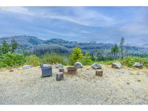 $1,550,000 | 47555 McKenzie Highway, Vida, OR 97488