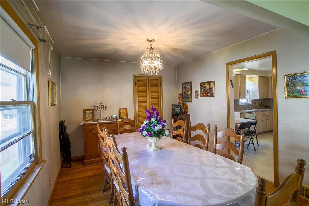 3819 Shannon Road Cleveland Heights, OH 44118 - Photo 4 of 13