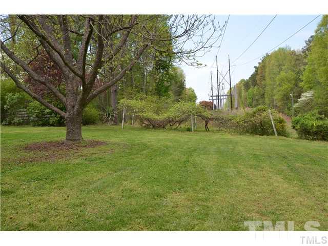 7000 Leesville Road Raleigh, NC 27613 - Photo 9 of 24 a big yard with lots of green space