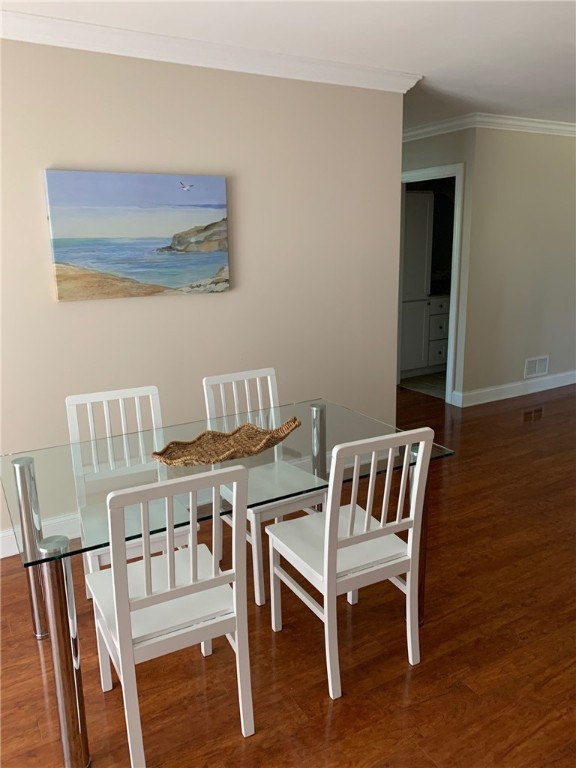 74 Greenbrier Road Narragansett, RI 02882 - Photo 4 of 31