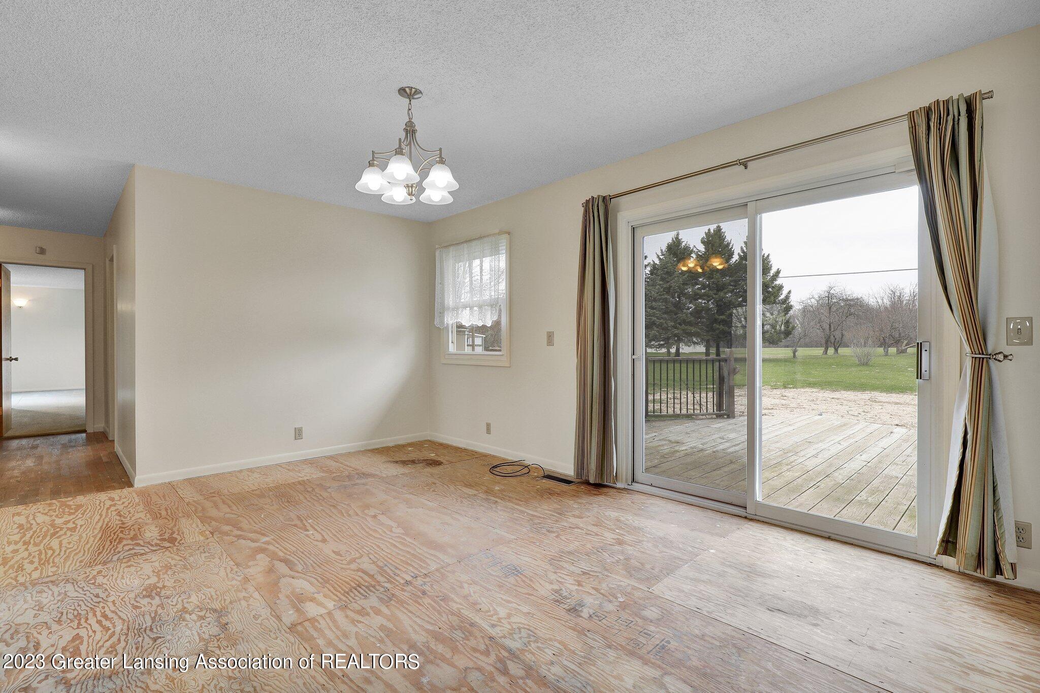1258 West Pratt Road Dewitt, MI 48820 - Photo 7 of 42 7-web-or-mls-Open Ended Media-6