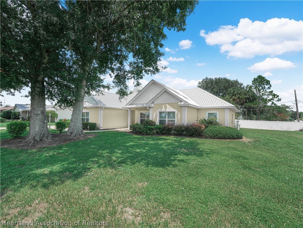 1220 Stenstrom Road Wauchula, FL 33873 - Photo 2 of 31 Gallery Image 2