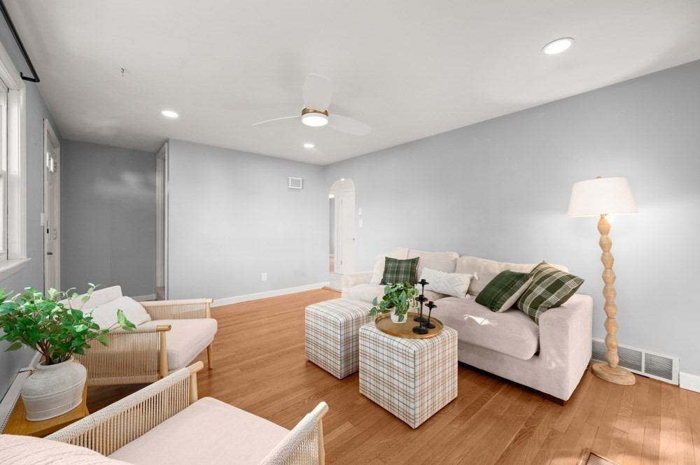 24 Greenwood Road Peabody, MA 01960 - Photo 7 of 31