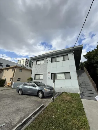 $1,750 | 421 Southwest 6th Street, Unit 7, Miami, FL 33130
