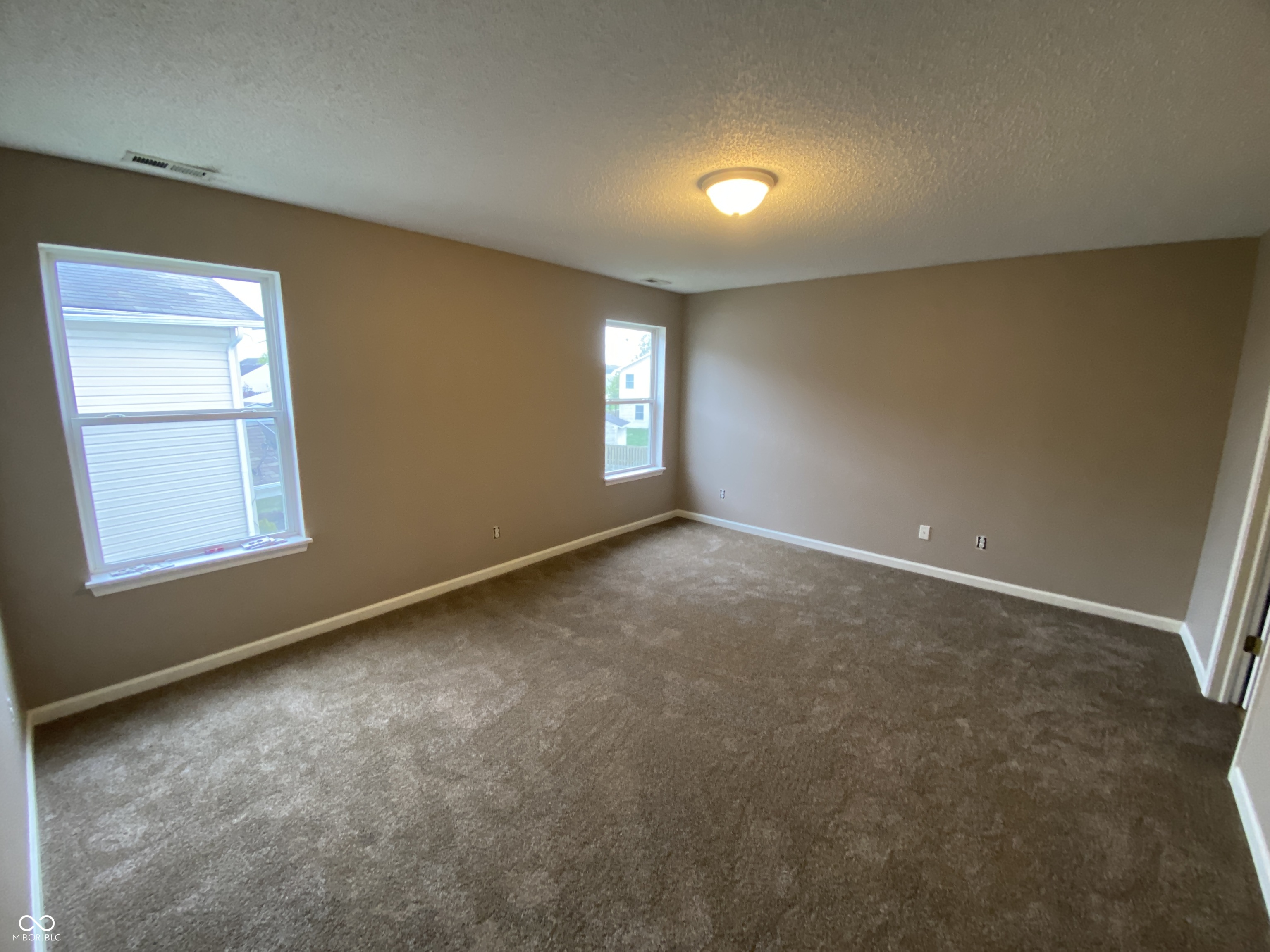 2475 Lakecrest Drive Columbus, IN 47201 - Photo 14 of 19