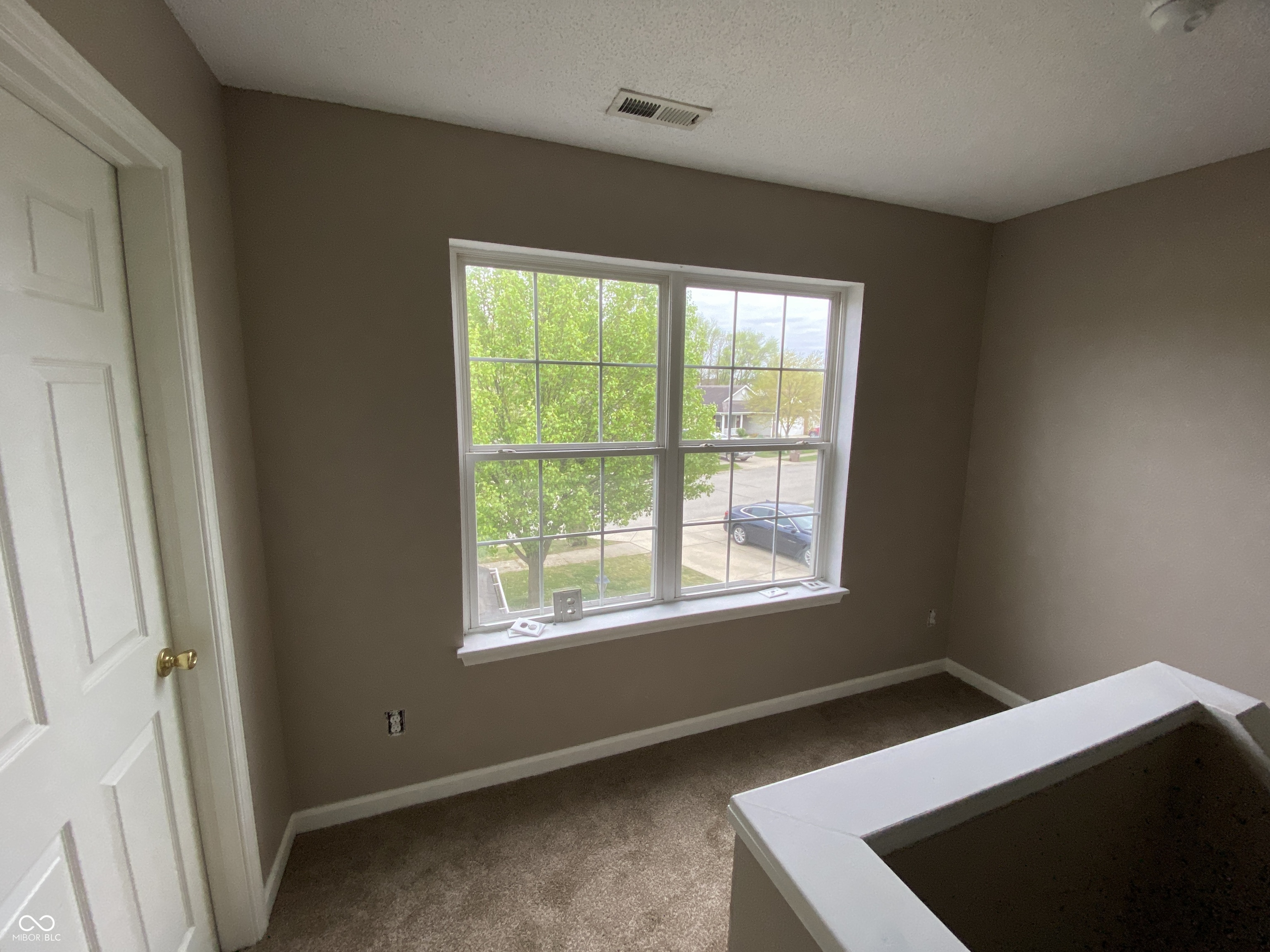 2475 Lakecrest Drive Columbus, IN 47201 - Photo 8 of 19