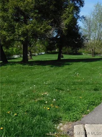 $130,000 | 701 South Main Street, Salem, IN 47167