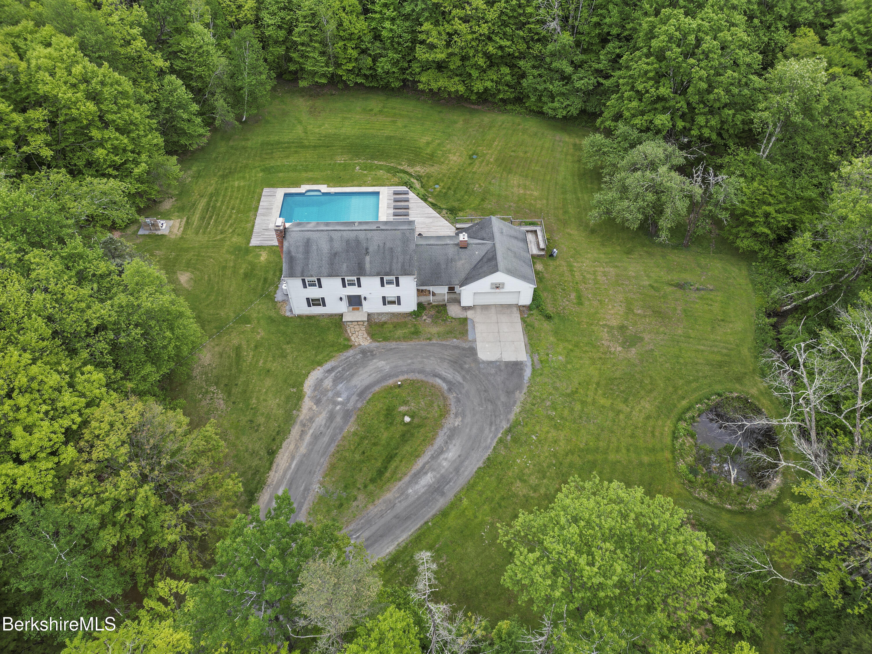 888 Hancock Road Williamstown, MA 01267 - Photo 75 of 78 920 Aerial View