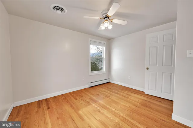 $279,900 | 424 Fearnot Road, Sacramento, PA 17968