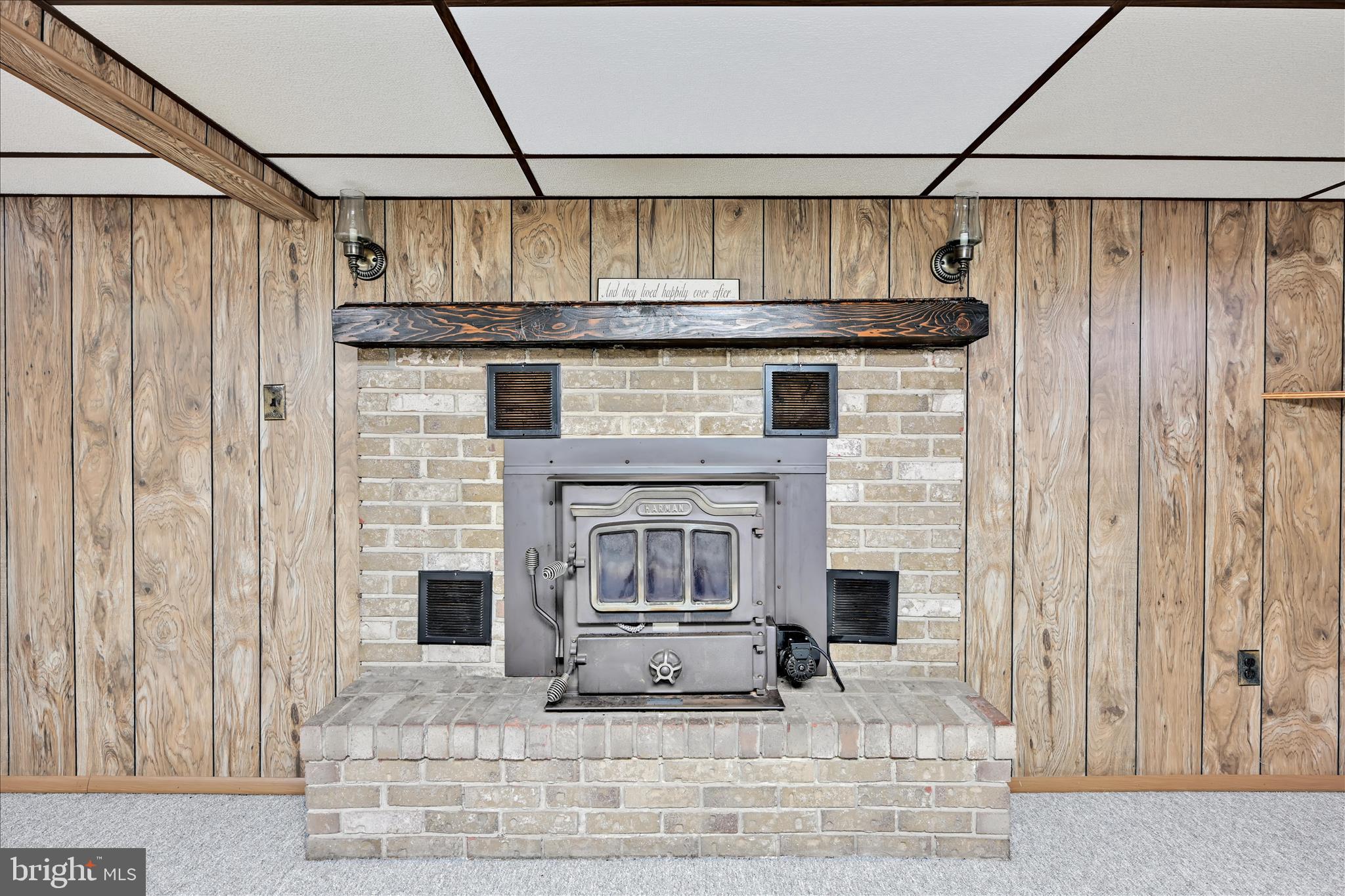 424 Fearnot Road Sacramento, PA 17968 - Photo 28 of 44 a living room with furniture and a fireplace