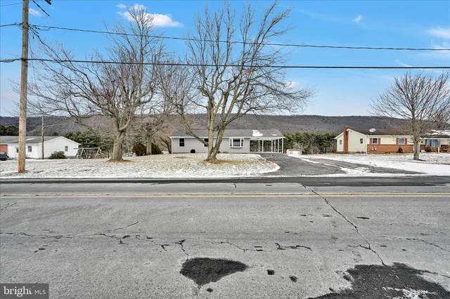 $279,900 | 424 Fearnot Road, Sacramento, PA 17968