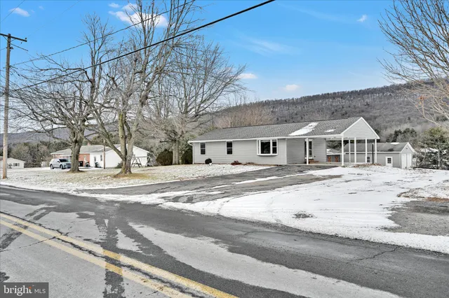 $279,900 | 424 Fearnot Road, Sacramento, PA 17968