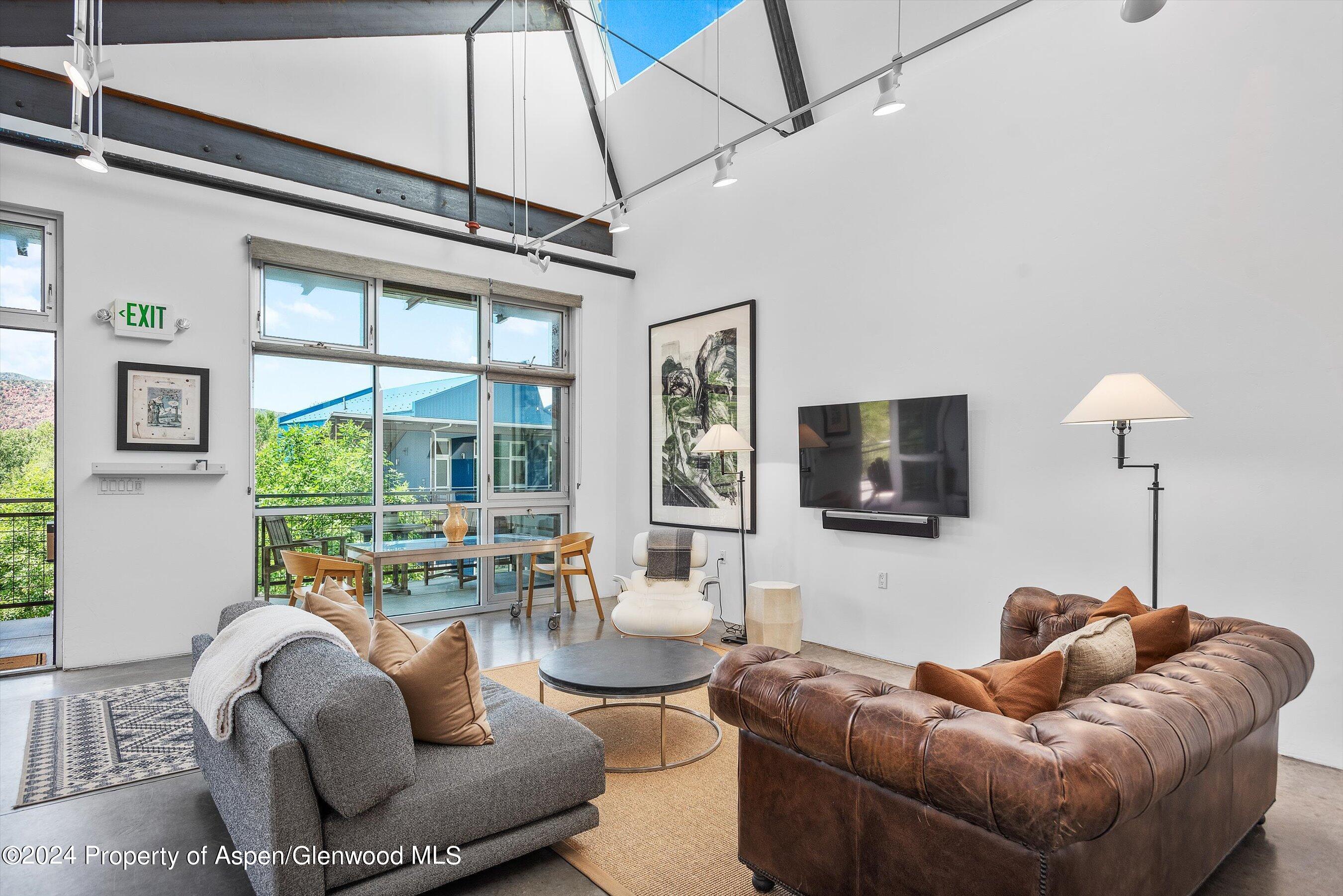 28 Widget Street, Unit 411 Basalt, CO 81621 - Photo 4 of 32 22-28WidgetSt411_240709022