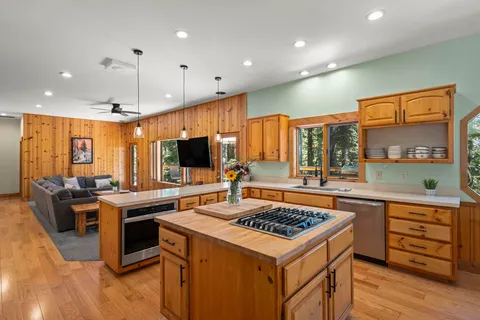 $1,695,000 | 1205 Snow Flower Lane, Tahoe City, CA 96145