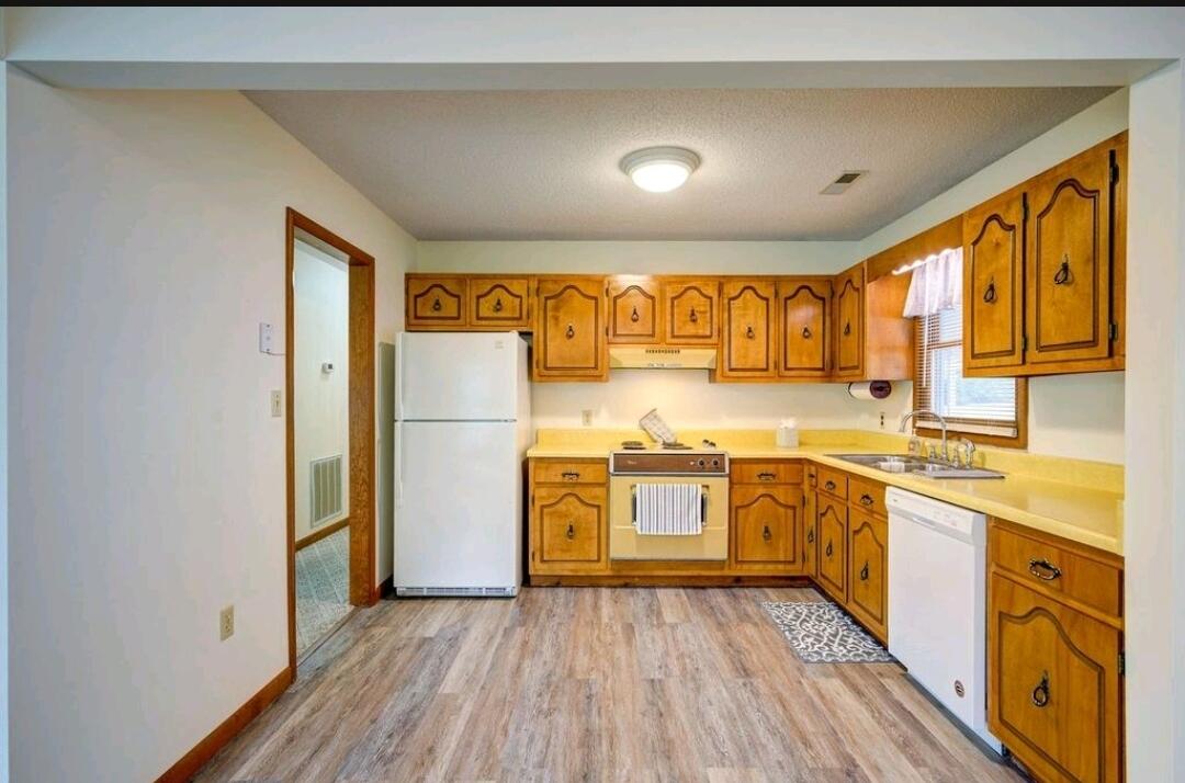 201 Old Siam Road Elizabethton, TN 37643 - Photo 16 of 30 Screenshot_20211023-191708_Dropbox