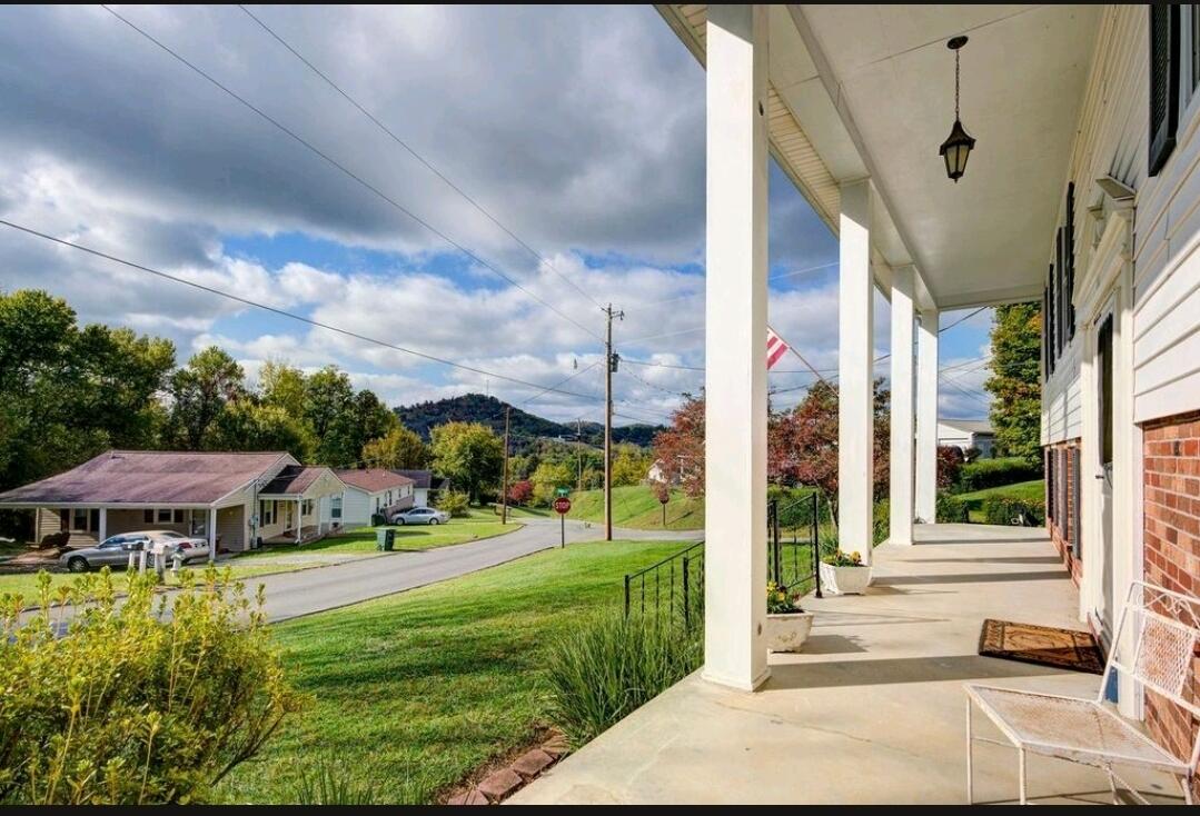 201 Old Siam Road Elizabethton, TN 37643 - Photo 9 of 30 Screenshot_20211023-192138_Dropbox