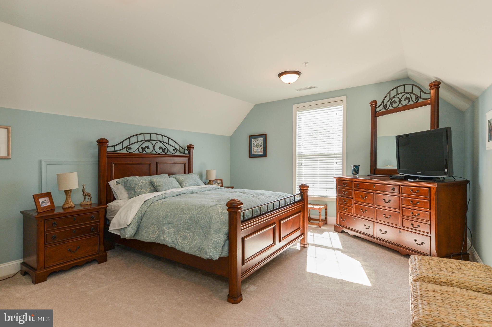 205 Grace Road North East, MD 21901 - Photo 17 of 27 Upper bedroom