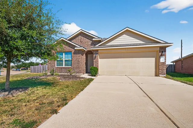 $320,000 | 5310 Songlark Bluff Circle, Katy, TX 77449