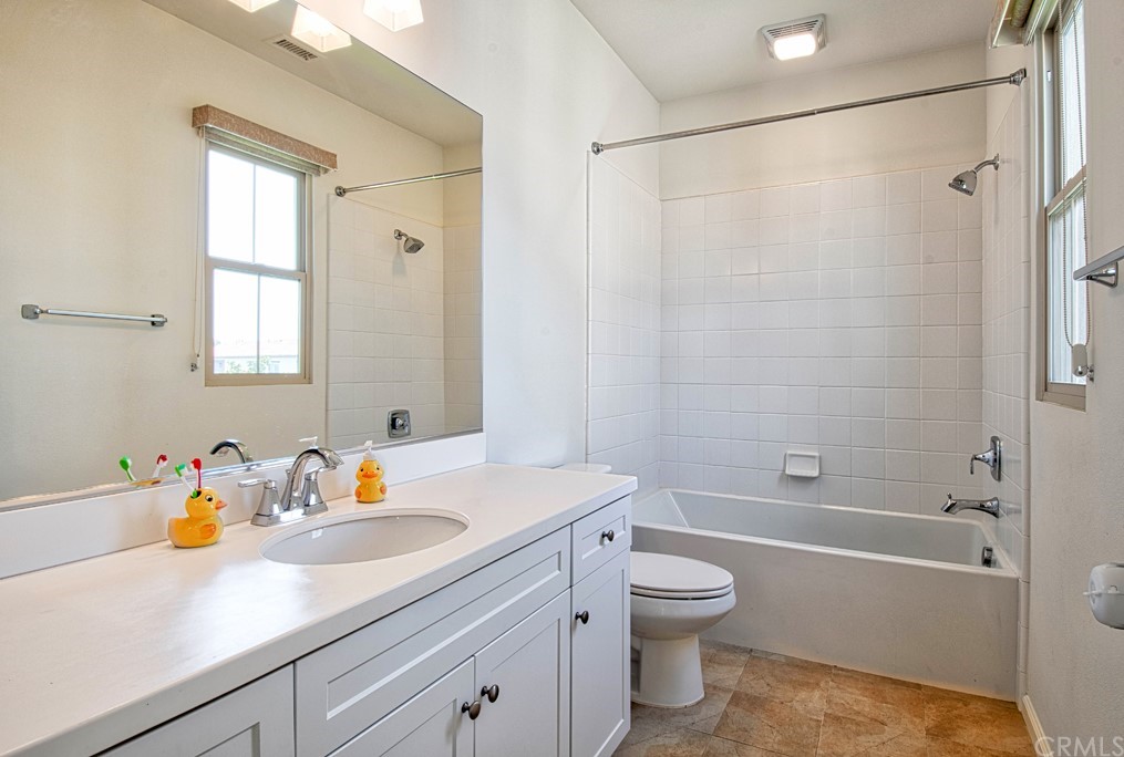 60 Jade Flower Irvine, CA 92620 - Photo 16 of 26