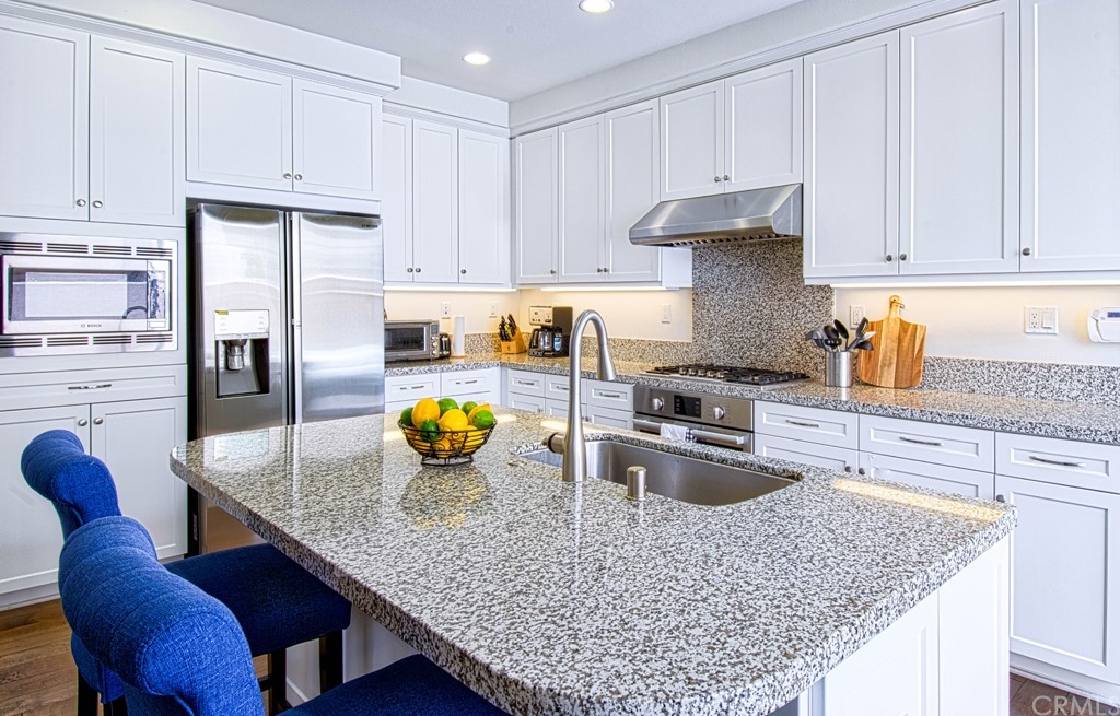 60 Jade Flower Irvine, CA 92620 - Photo 3 of 26