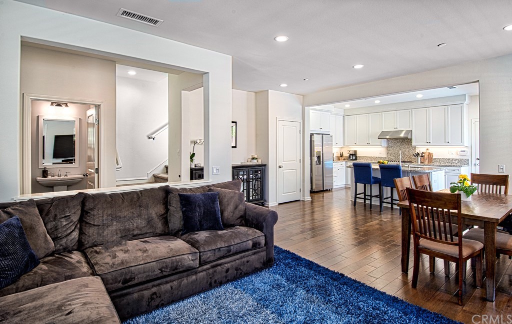 60 Jade Flower Irvine, CA 92620 - Photo 9 of 26