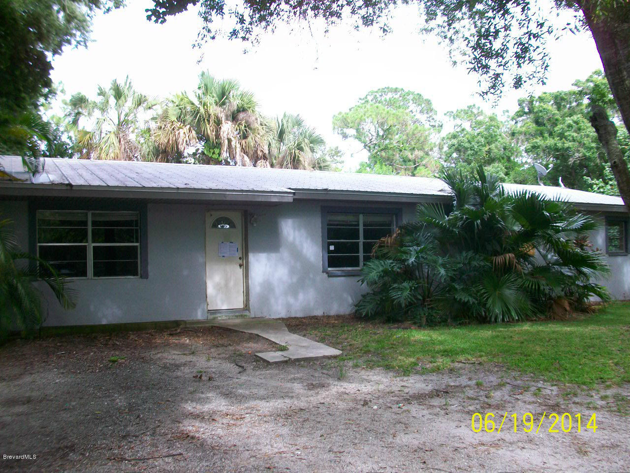 2195 Harlock Road Melbourne, FL 32934 - Photo 1 of 10 front