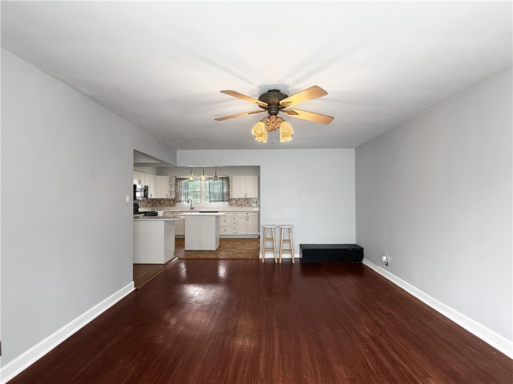 3045 Turpin Road Decatur, IL 62521 - Photo 5 of 28