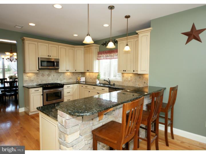 199 Burlington Path Road Cream Ridge, NJ 08514 - Photo 12 of 25 Kitchen