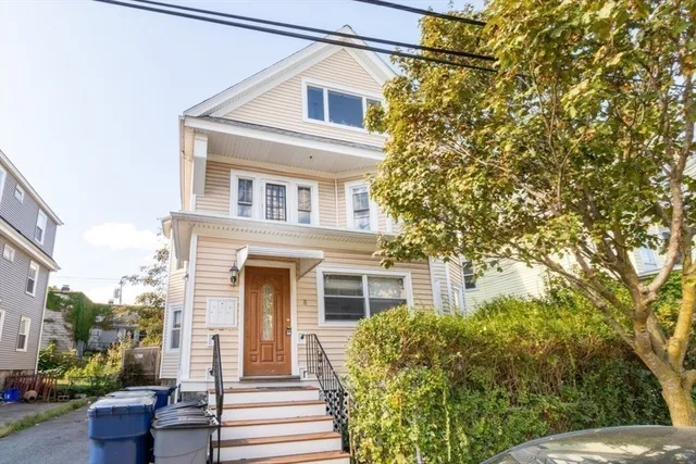 $2,975 | 8 Hastings Street, Unit 2, Boston, MA 02132