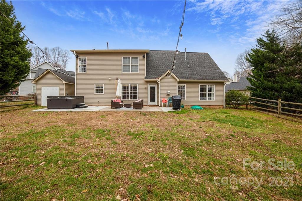 3795 Kennedy Road Gastonia, NC 28056 - Photo 27 of 32 a front view of a house with a yard