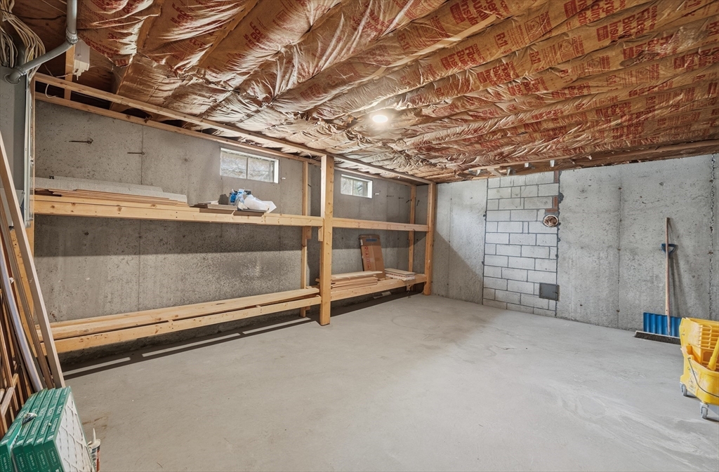 44 Wildbrook Road Billerica, MA 01821 - Photo 29 of 40