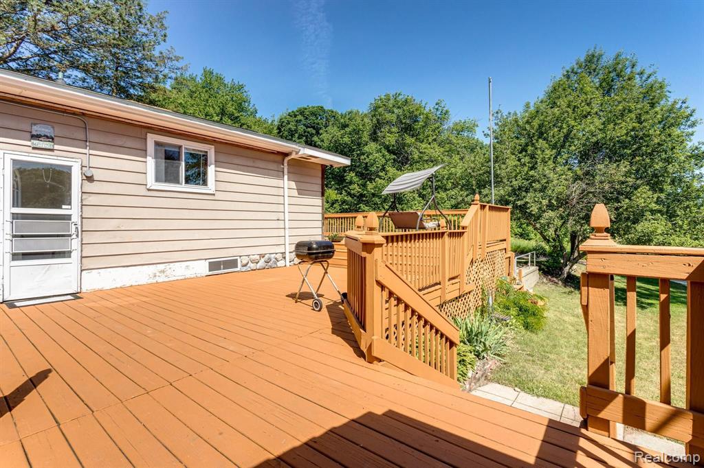 471 Wild Goose Lake Road Gregory, MI 48137 - Photo 7 of 50