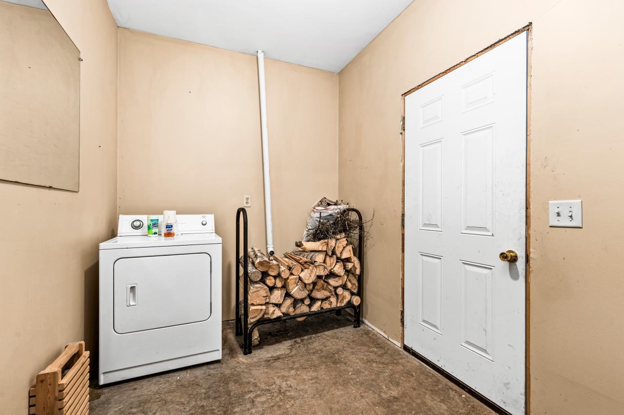 5854 Alborn-Brookston Road Alborn, MN 55702 - Photo 27 of 37 Utility room