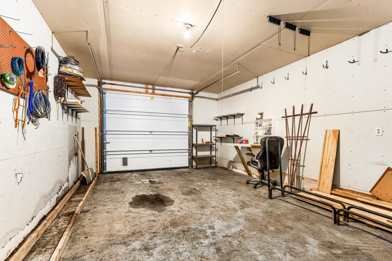 5854 Alborn-Brookston Road Alborn, MN 55702 - Photo 32 of 37 Garage