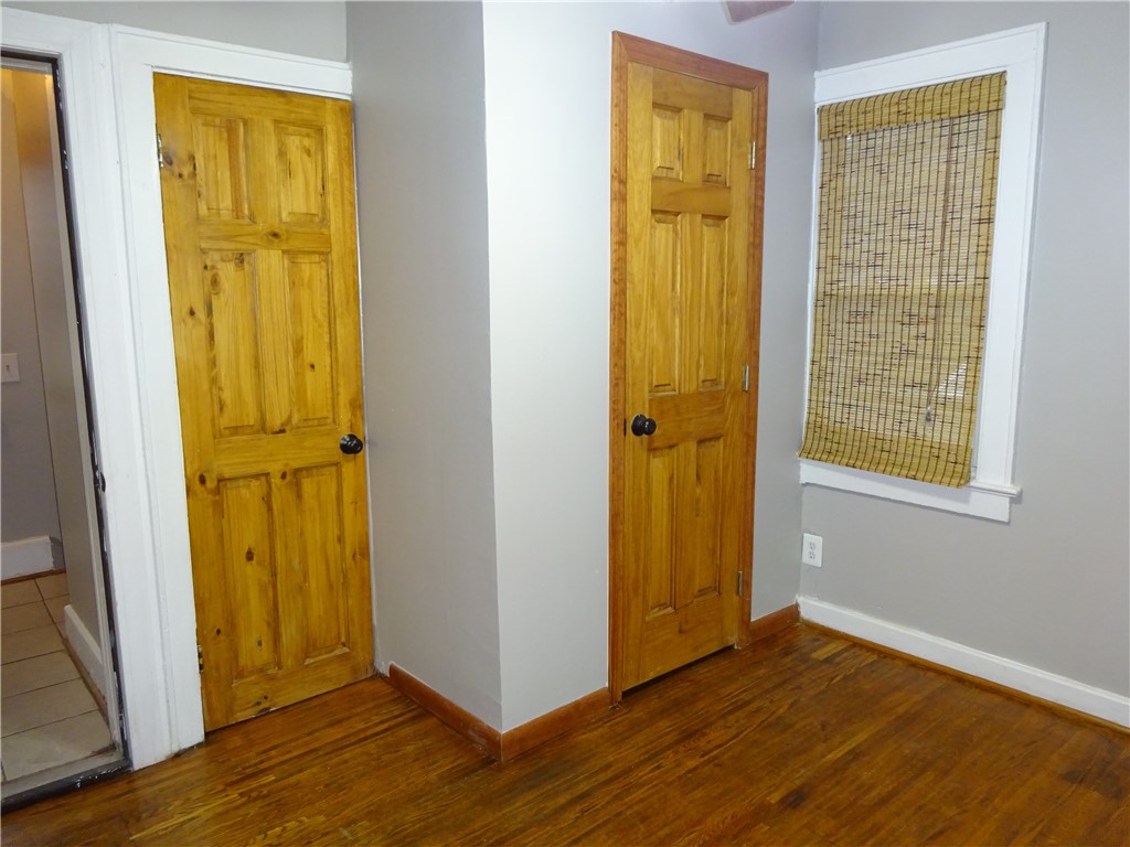 115 Murray Street Rochester, NY 14606 - Photo 14 of 35 Apt. # 2 Bedroom #1