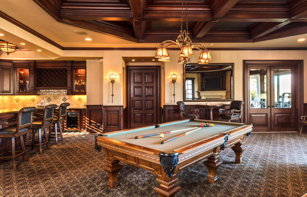 2705 Elderoak Road Thousand Oaks, CA 91361 - Photo 14 of 20 a outdoor space with furniture