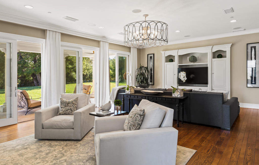2705 Elderoak Road Thousand Oaks, CA 91361 - Photo 6 of 20 a living room with furniture and a large window