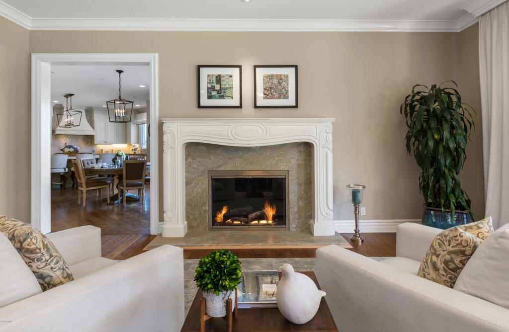 2705 Elderoak Road Thousand Oaks, CA 91361 - Photo 7 of 20 a living room with furniture and a fireplace