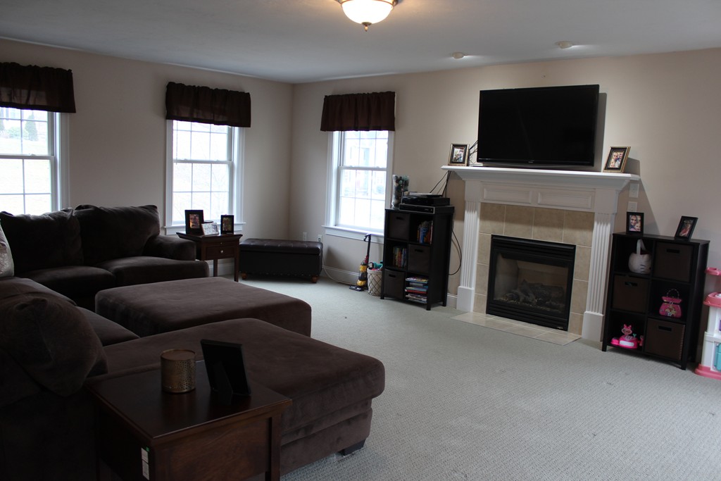 4 Judith Road Hudson, MA 01749 - Photo 16 of 29 Gallery Image 16