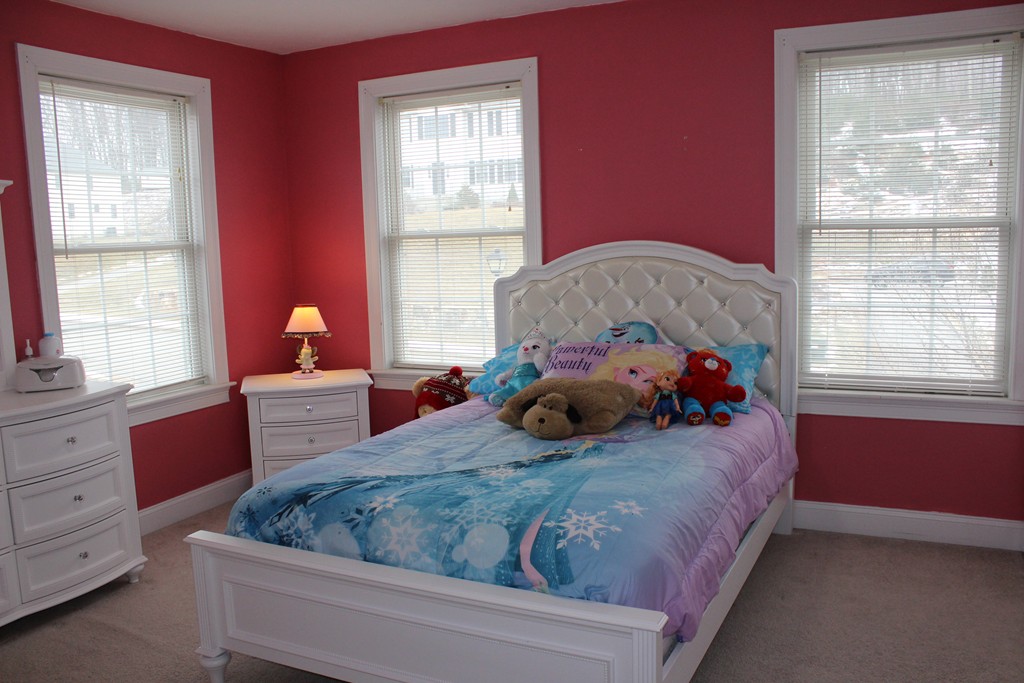 4 Judith Road Hudson, MA 01749 - Photo 18 of 29 Gallery Image 18