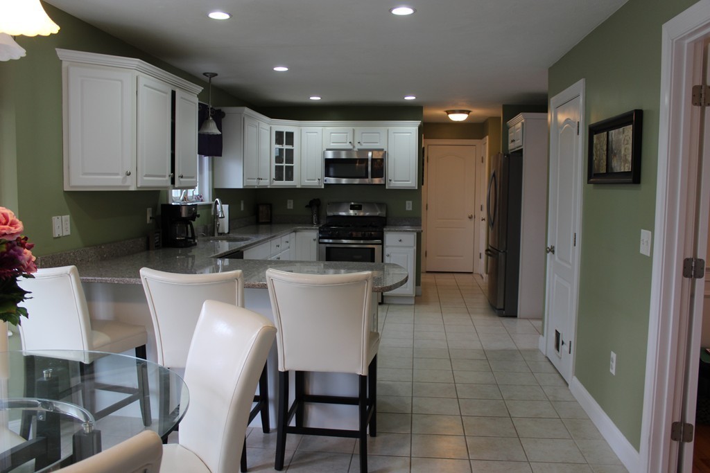 4 Judith Road Hudson, MA 01749 - Photo 7 of 29 Gallery Image 7