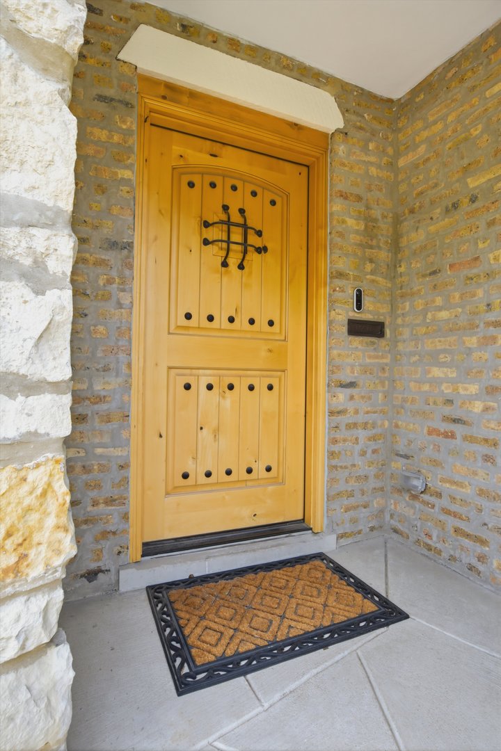 822 South Chester Avenue Park Ridge, IL 60068 - Photo 4 of 38