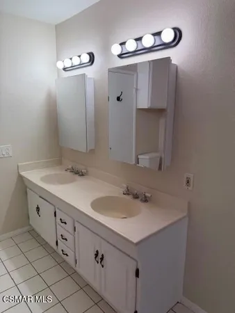 $798,000 | 425 Baja Court, Camarillo, CA 93010