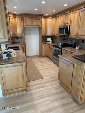 $798,000 | 425 Baja Court, Camarillo, CA 93010