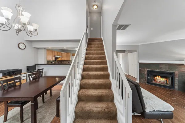 $335,000 | 445 Le Parc Circle, Buffalo Grove, IL 60089